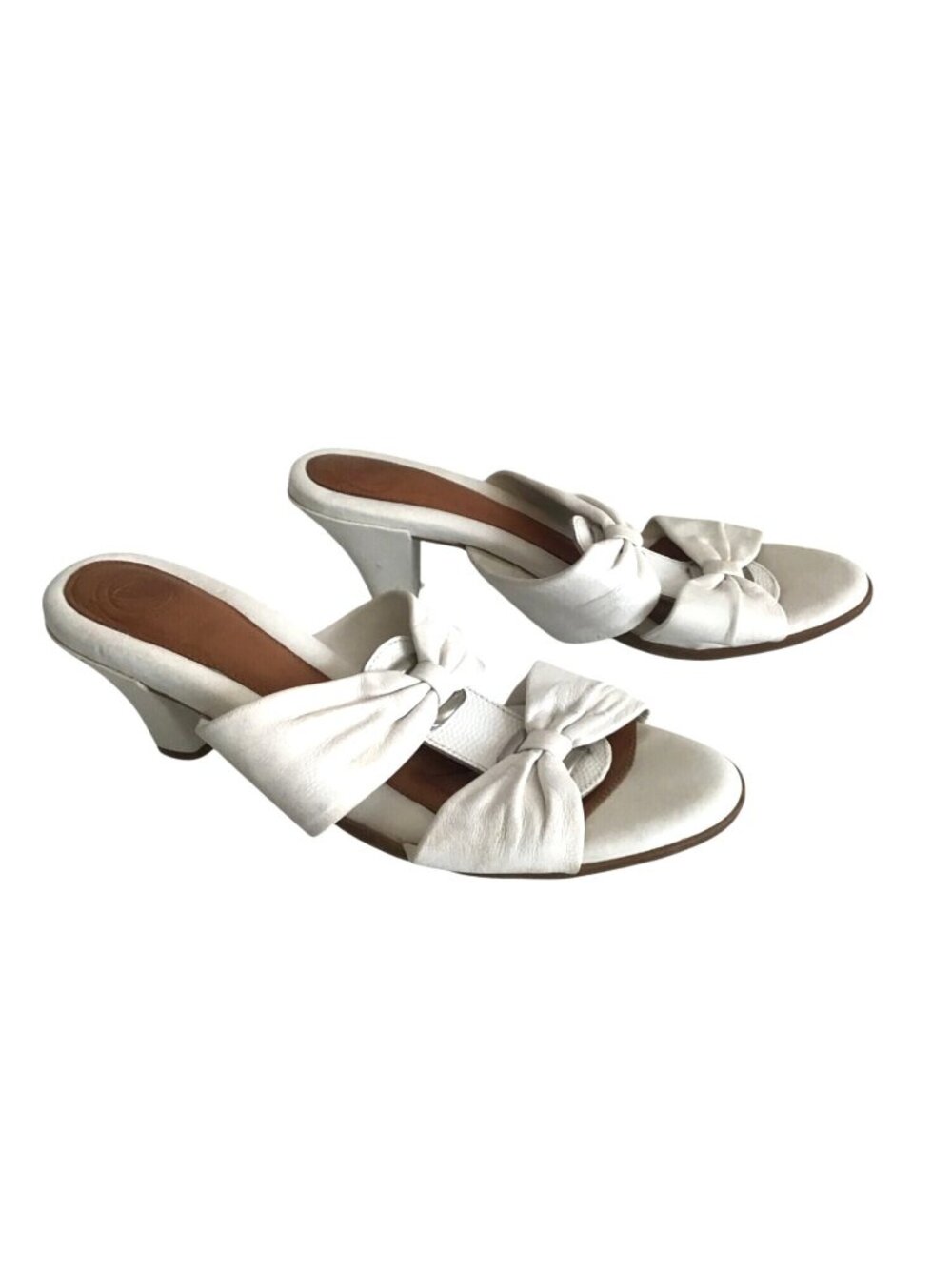 NURCARE- WOMENS WHITE SLIP-ON HEEL SANDALS SIZE 7